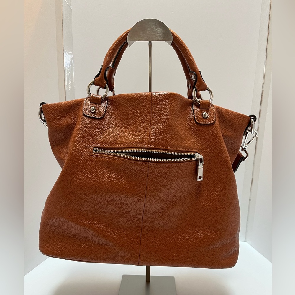 Elegant Brown Leather Tote Bag - Picture 2 of 9